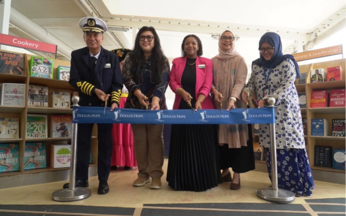 Thumbnail Berita - Kapal Buku Terapung Jerman Doulos Hope Hadir di Batam, Wisata Edukasi Bertaraf Internasional