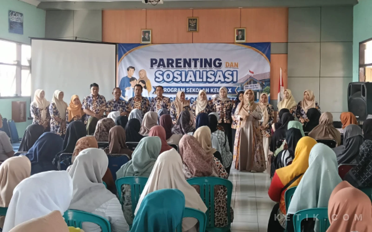 Thumbnail Berita - Perkuat Sinergi Sekolah dan Orang Tua, SMAN 1 Gondangwetan Gelar Parenting dan Sosialisasi Program
