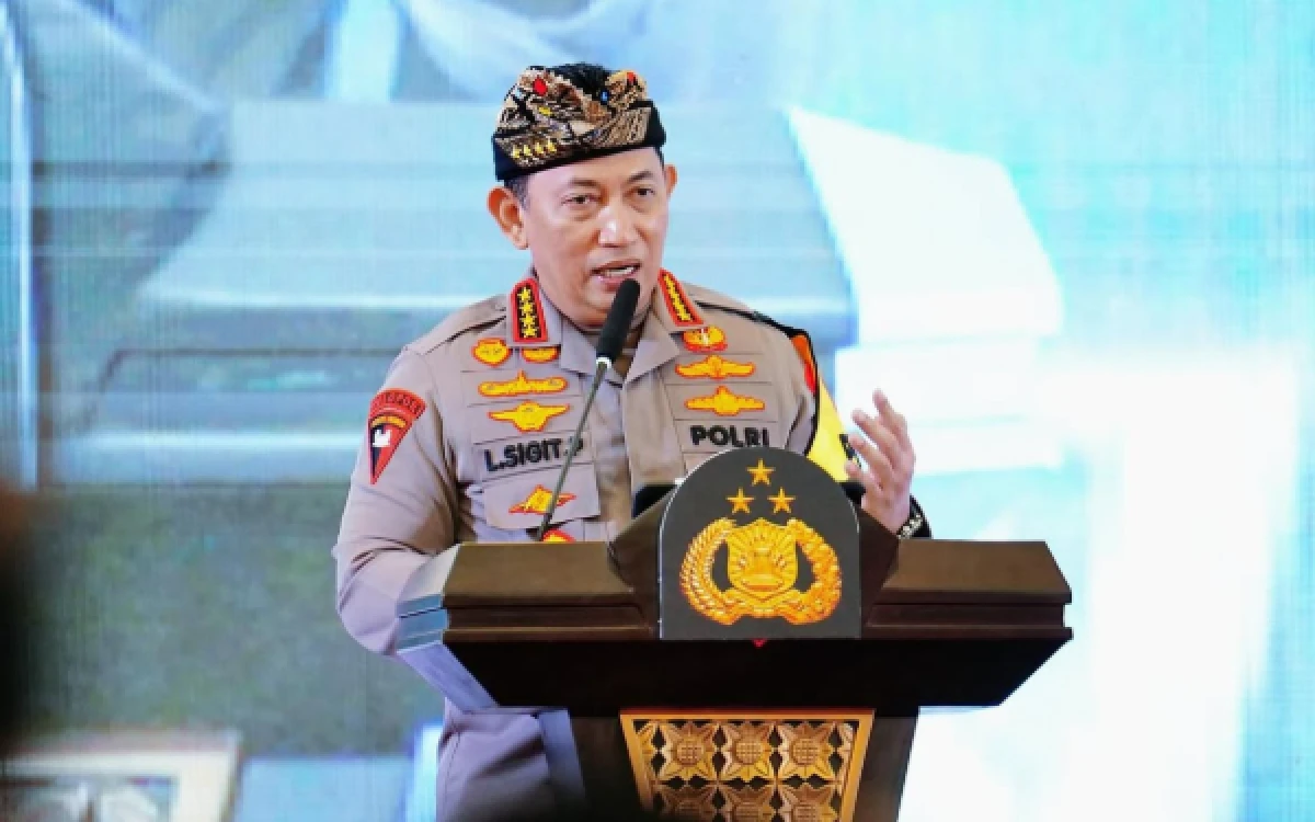 Thumbnail Berita - Jenderal Listyo Sigit Prabowo, Kapolri Termuda Kedua dalam Sejarah Polri