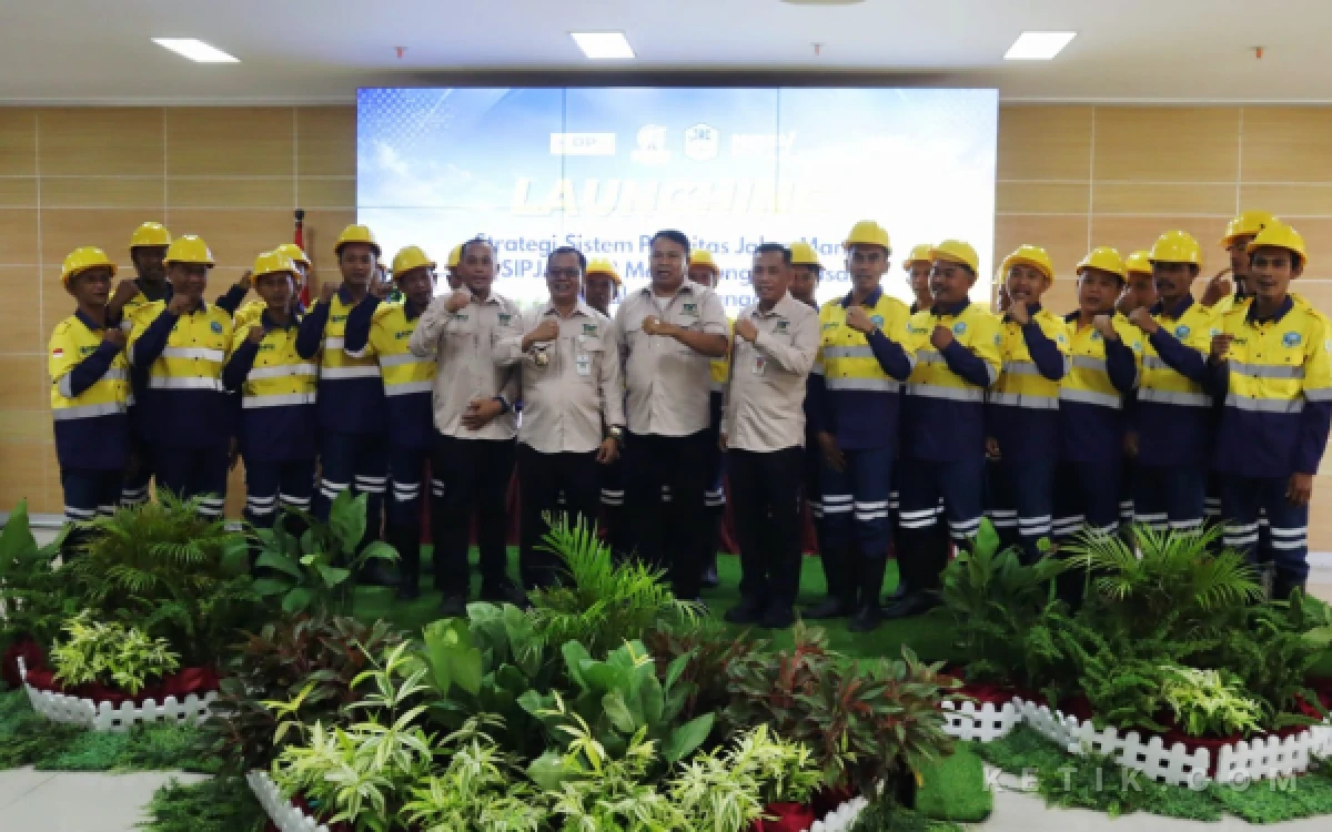 Thumbnail Berita - Tingkatkan Kemantapan Jalan, Pemkab Brebes Bentuk TRC dan Luncurkan Sistem Sipjaman
