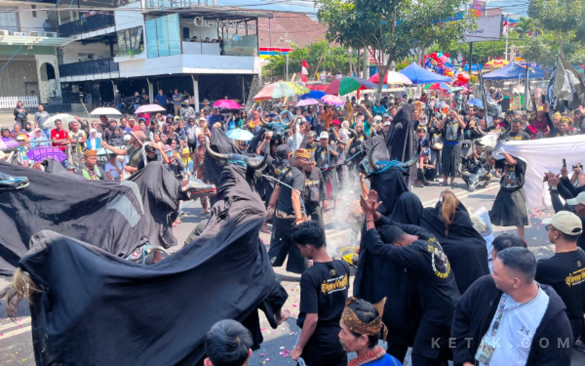 Thumbnail Berita - Festival Bantengan Nuswantara 2026, Gerakkan Roda Ekonomi di Kota Batu