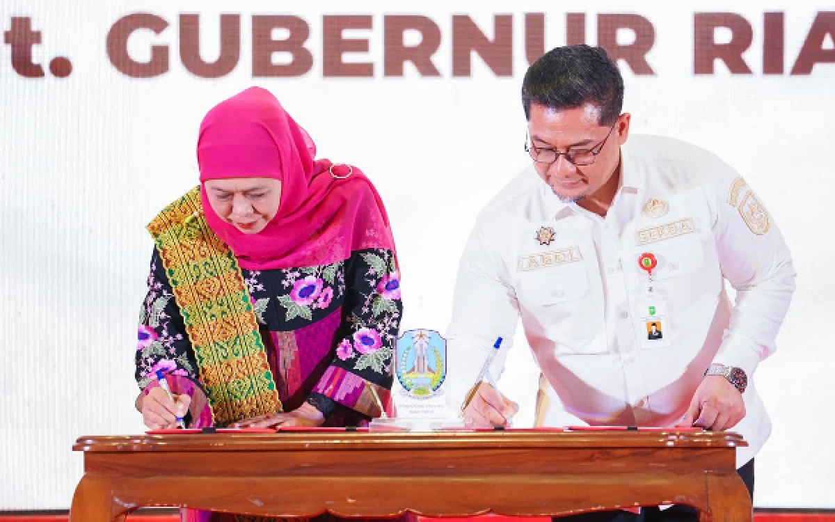 Thumbnail Berita - Misi Dagang Jatim 2026 Hasilkan Nilai Transaksional Fantastis! Begini Reaksi Sekdaprov Riau