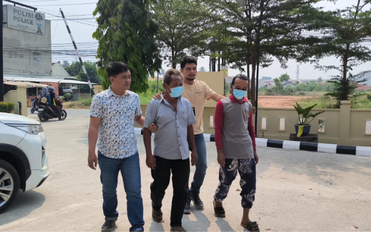 Thumbnail Berita - Dua Pria Ditangkap Lantaran Bakar Lahan, Terancam Dipenjara