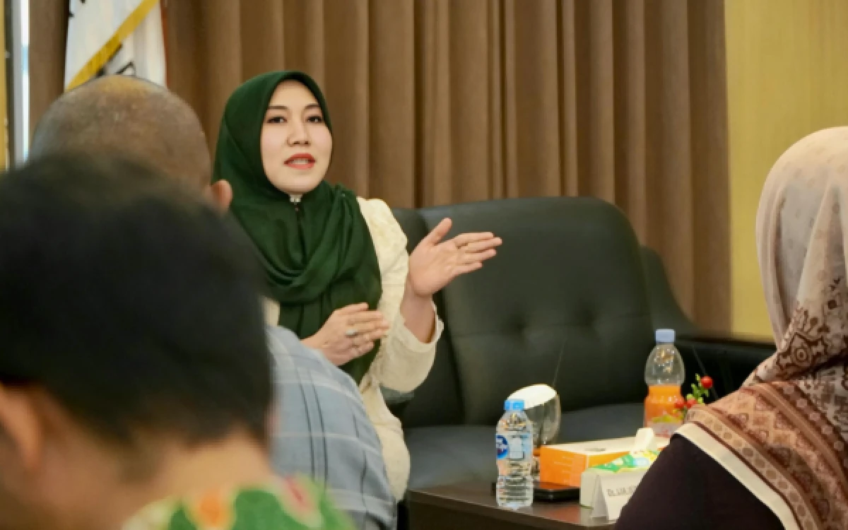 Thumbnail Berita - Sengketa Ruko Krukah Utara Berujung Pidana, Senator Lia Istifhama Dorong Kajian Restorative Justice