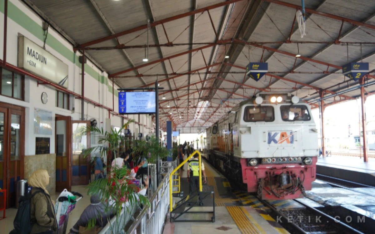 Thumbnail Berita - Selama Libur Idul Adha, Penumpang Kereta Api Daop 7 Madiun Alami Lonjakan