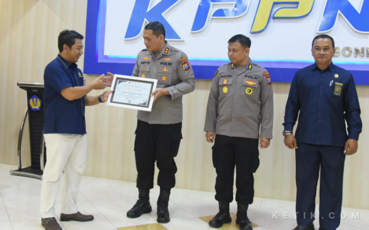 Thumbnail Berita - Polres Bondowoso Sabet Juara I IKPA, AKBP Aryo Buktikan Tata Kelola Anggaran Berkelas