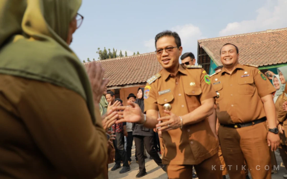 Thumbnail Berita - 7.550 PPPK Paruh Waktu Kabupaten Bandung Disiapkan Beralih Penuh Waktu