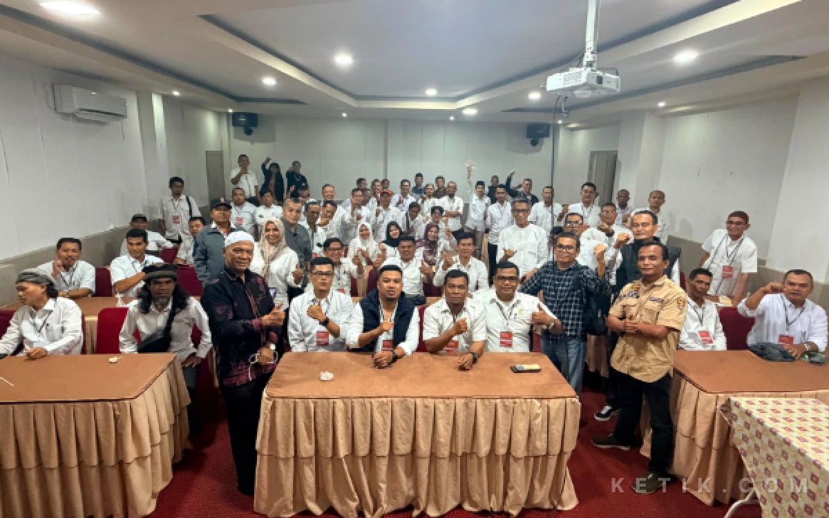 Thumbnail Berita - Dua Hari Menempa Diri, 52 Peserta OKK Resmi Jadi Bagian dari Keluarga Besar PWI