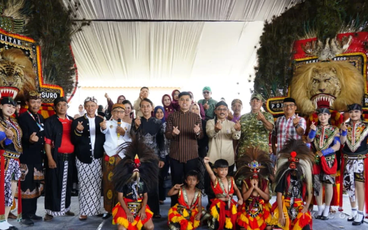 Thumbnail Kirab Jaranan dan Kenduri Warnai Bersih Desa Kelurahan Blitar, Tradisi Leluhur Terus Dilestarikan
