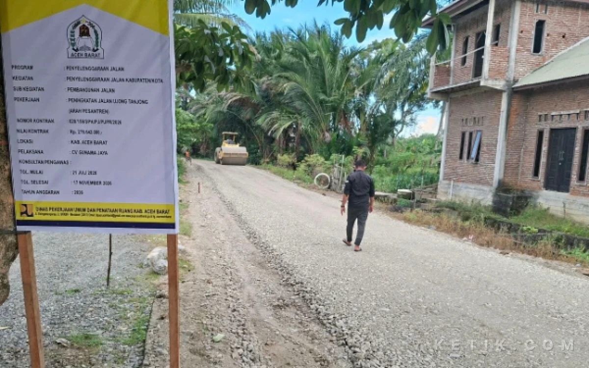 Thumbnail Berita - Alokasikan Rp278 Juta, PUPR Aceh Barat Tingkatkan Ruas Jalan Ujong Tanjong