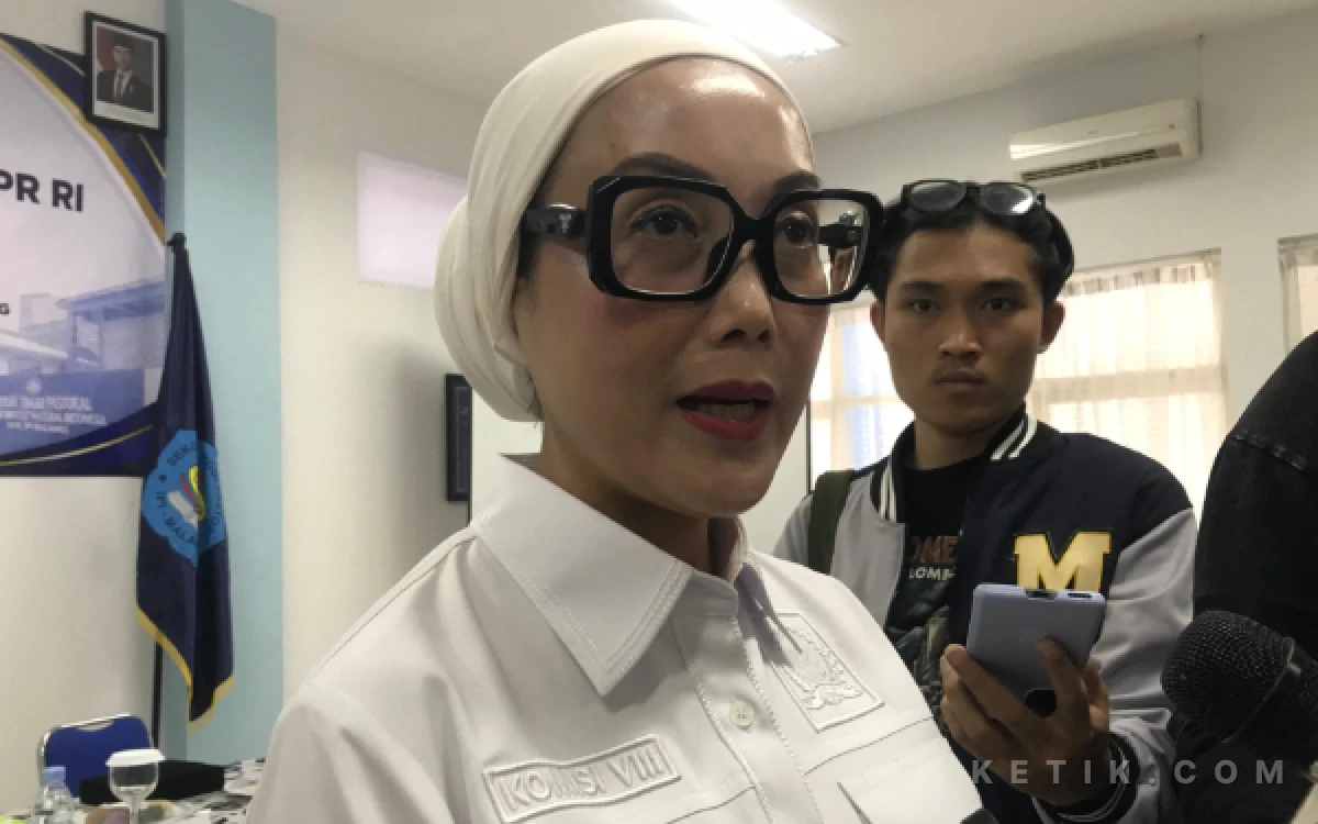 Thumbnail Berita - 664 Santri Sidoarjo Keracunan MBG, DPR Desak Evaluasi SPPG