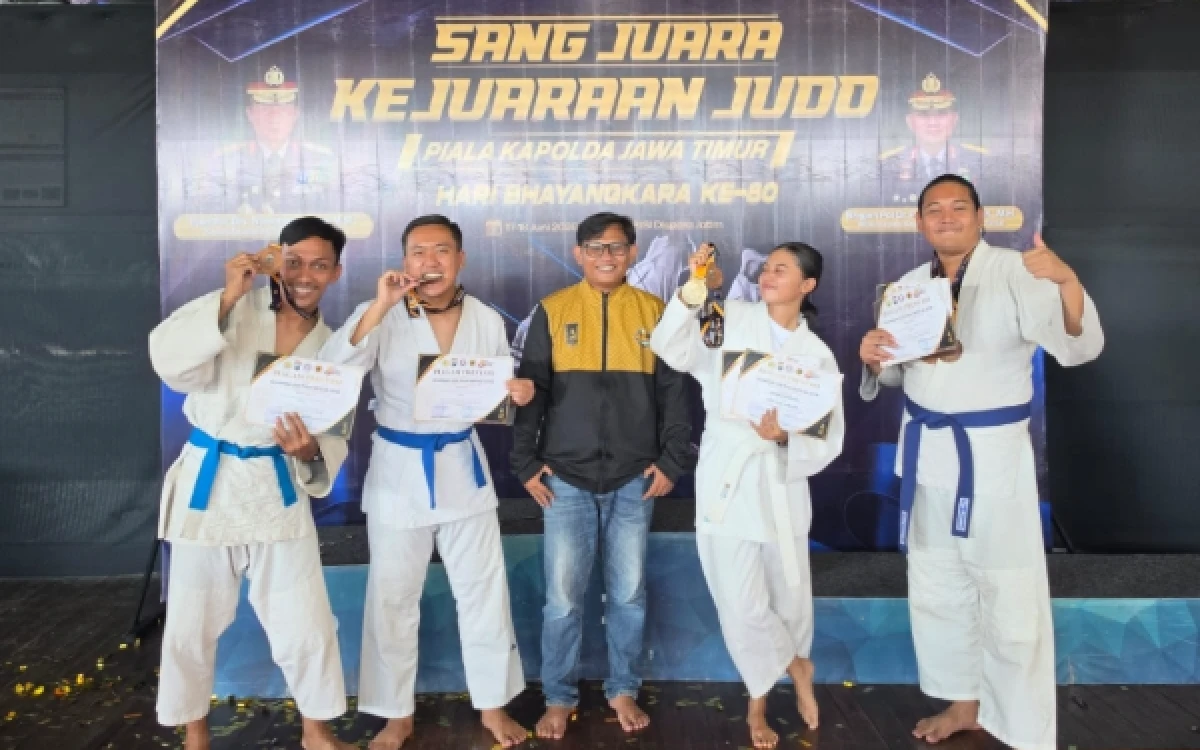 Thumbnail Berita - Piala Kapolda Jatim 2026: Judo Polres Tuban Pulang Bawa Emas dan Dua Perunggu