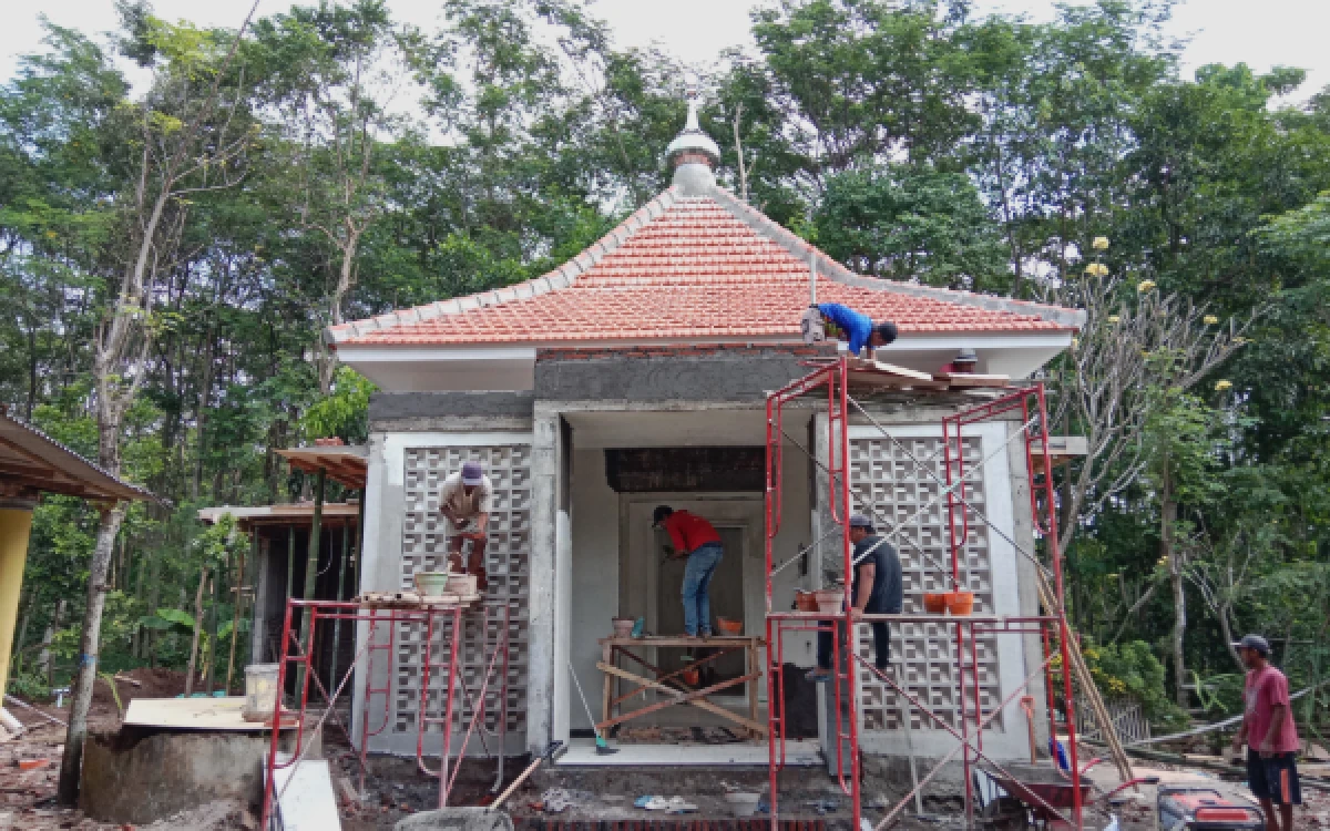Thumbnail Berita - Rampung 100 Persen, Musholla Hasil TMMD ke-128 Kodim 0820 Probolinggo di Desa Brabe Siap Digunakan