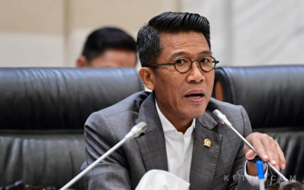 Thumbnail Berita - Anggota DPR RI Misbakhun Bantah Terlibat Kasus Pita Cukai Rokok Ilegal dalam Siniar Bocor Alus Tempo