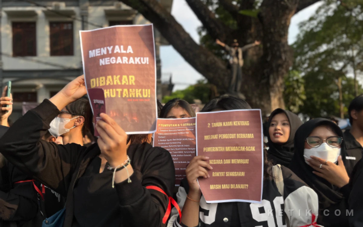 Thumbnail Berita - Cukup Dua Tahun! Aksi Demonstrasi Mahasiswa Kota Malang Dapat Dukungan Masyarakat