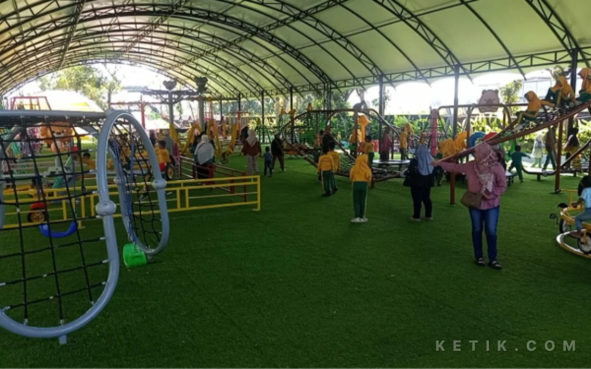 Thumbnail Berita - Jelang Liburan, Polres Madiun Perketat Pengamanan di Lokasi Wisata dan Gedung Sekolah