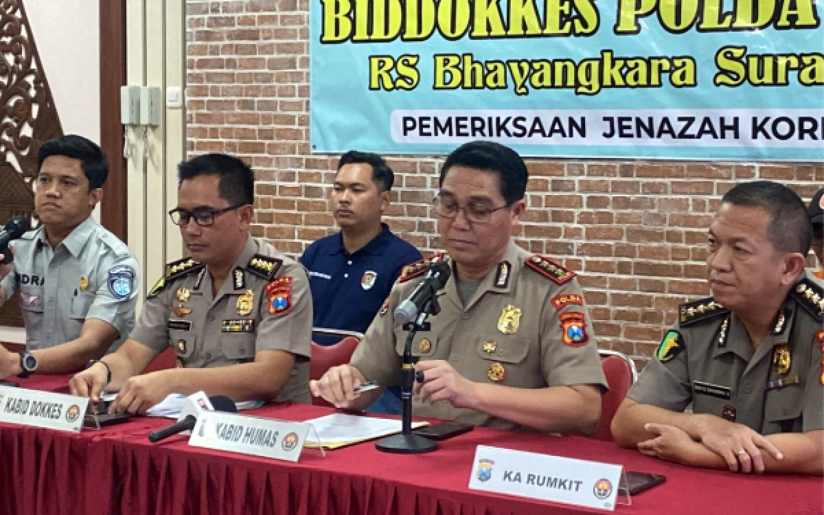 Thumbnail Berita - Polda Jatim Identifikasi 5 Korban KMP Mutiara Sentosa II, Ini Daftarnya
