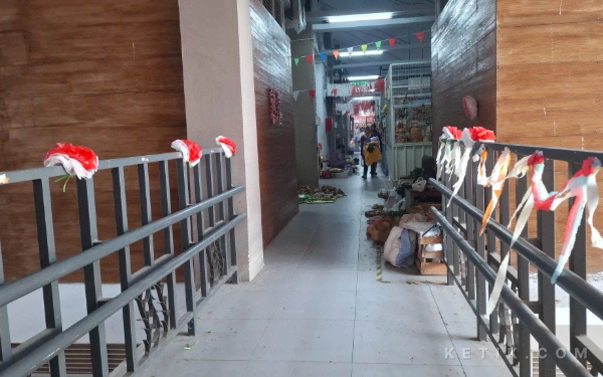 Thumbnail Berita - Lantai Tiga Kosong, Pejabat Disperindag Sleman Bungkam Soal Sepinya Pasar Godean