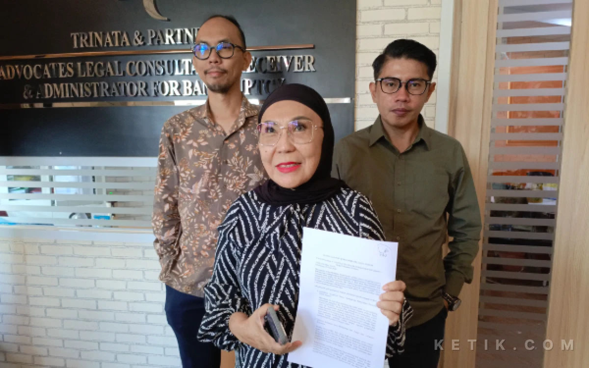 Thumbnail Berita - Kuasa Hukum Dodi Reza Beberkan Alasan Terbitnya Perbup Sungai Lalan, Tegaskan Kliennya Hanya Penuhi Panggilan sebagai Saksi