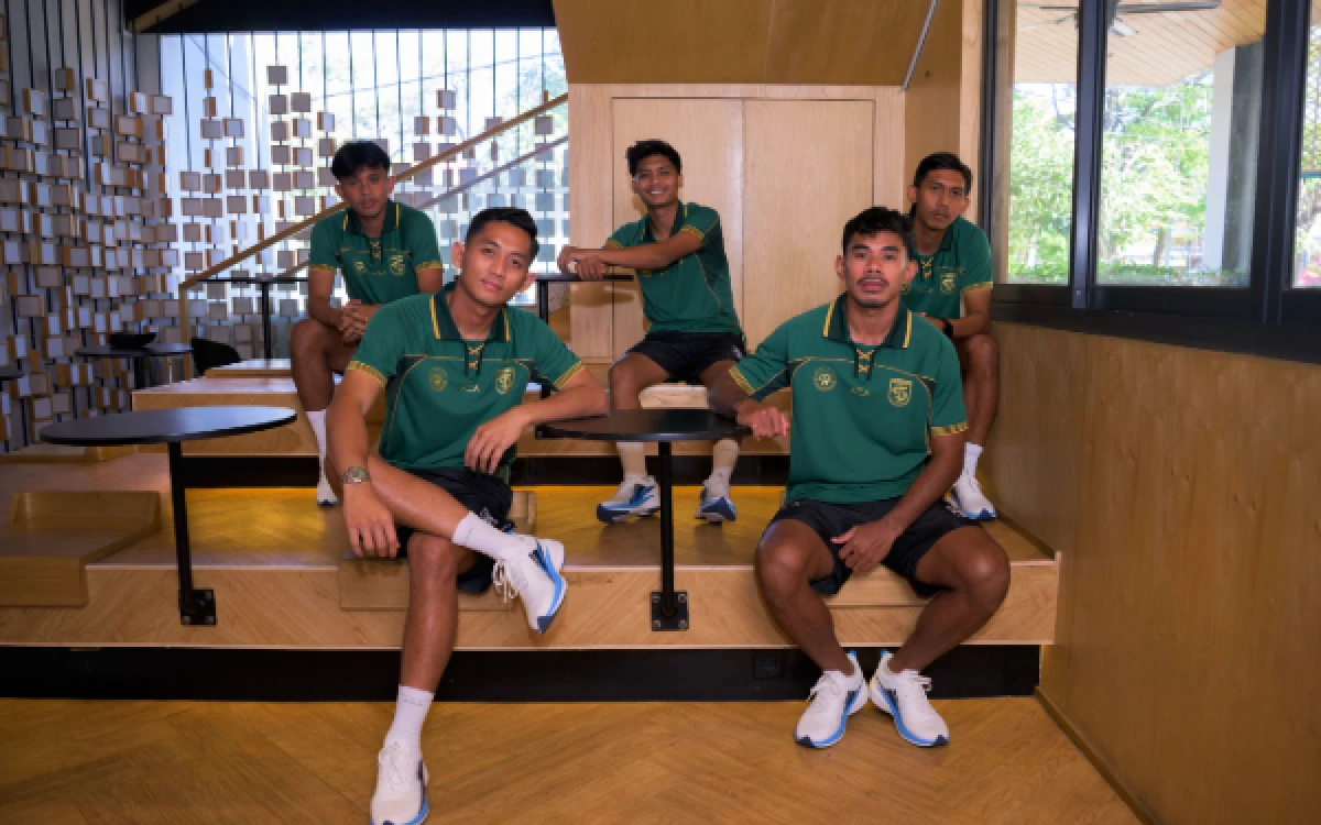 Thumbnail Berita - Bernardo Tavares Ungkap Alasan Rekrut Lima Pemain Baru Persebaya