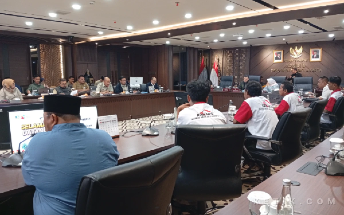 Thumbnail Berita - Soal Perparkiran, DPRD DKI Minta Dinas Citata Tindak Tegas Gedung yang Belum Punya SLF