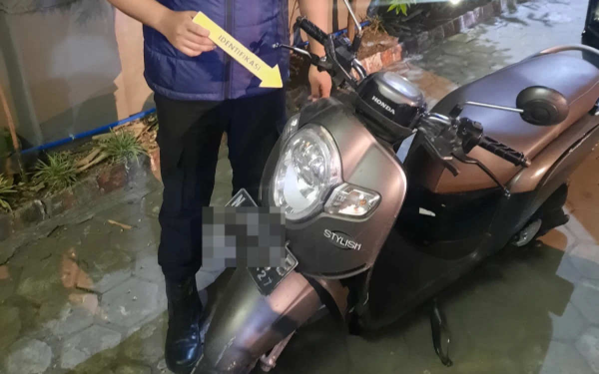 Thumbnail Berita - Curi Tiga Laptop di SDN Mangliawan Malang, Empat Orang Diamankan