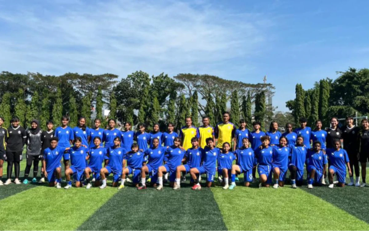 Thumbnail Berita - Dua Tim Arema FC Women Siap Hadapi Club-Club Terbaik Indonesia di Putaran Nasional Hydroplus Soccer League 2025/2026
