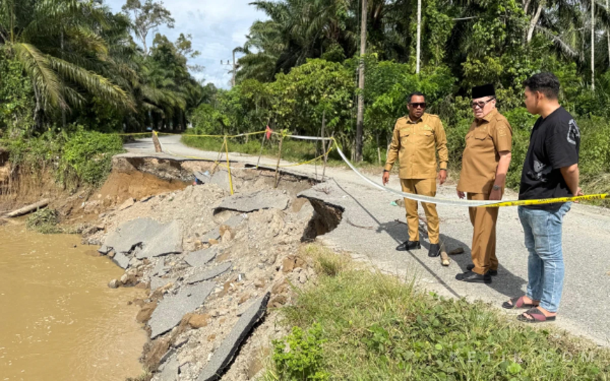 Thumbnail Berita - Erosi Krueng Lamie di Nagan Raya Kian Parah, Bupati TRK Perintahkan Penanganan Darurat