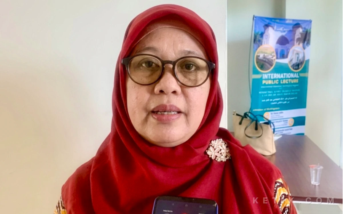 Thumbnail Berita - Bahas Nafkah Keluarga, Dekan Fakultas Syariah UIN Malang Sebut Disertasi Bisa Jadi Rujukan Pembaruan UU