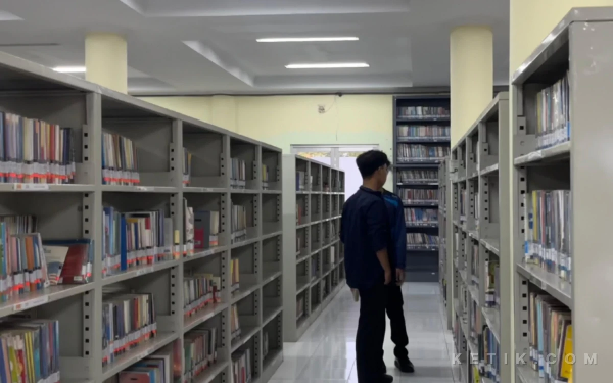 Thumbnail Berita - Koleksi Tembus 132 Ribu Buku, Perpustakaan Kota Malang Diserbu 700 Pengunjung Saban Hari