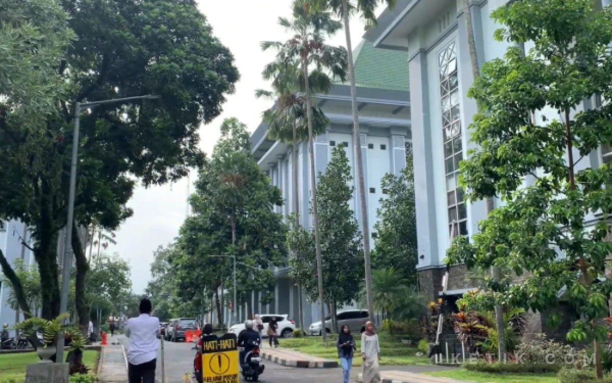 Thumbnail Berita - Di Tengah Dinamika Penutupan Prodi, UIN Malang Resmi Hadirkan Program Magister Hukum Ekonomi Syariah (Muamalah)