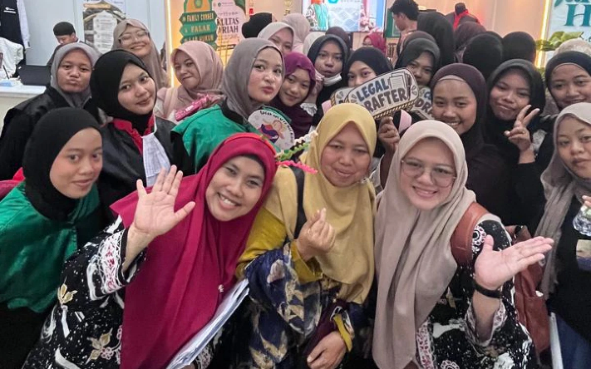 Thumbnail Berita - Stan Fakultas Syariah UIN Malang Dipadati Ratusan Pengunjung di Expo MAESTRO 2026