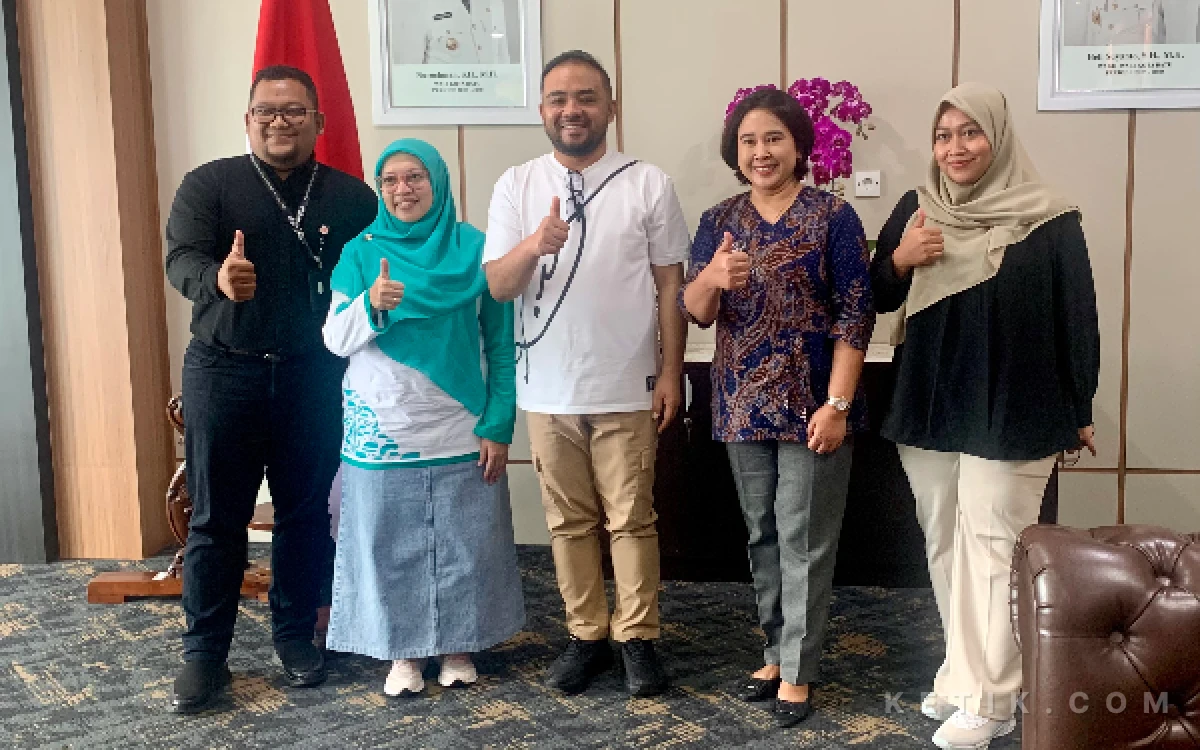 Thumbnail Berita - Sasar Warga Kota Batu, Ishk Tolaram Eye Centre Rangkul Komunitas Gelar Operasi Katarak Gratis