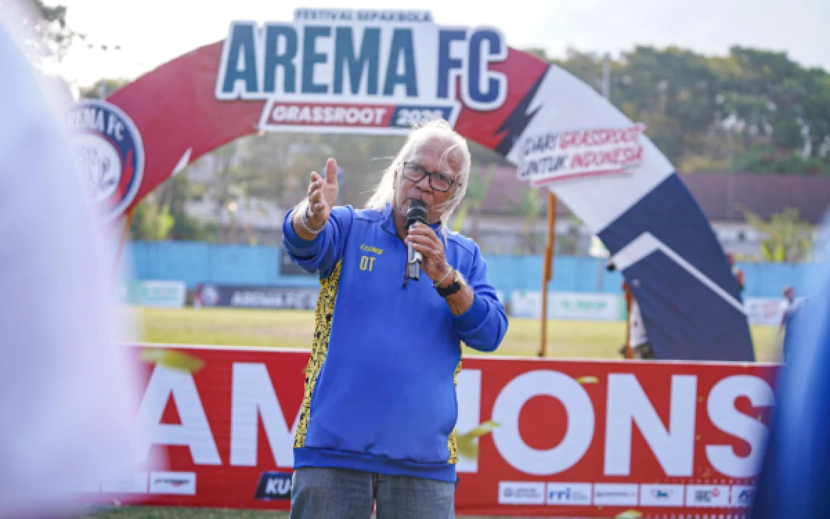 Thumbnail Berita - ‎Castindo FA Juara Festival Arema FC Grassroot 2026, Ovan Tobing Titip Pesan Penting Ini ke Talenta Muda