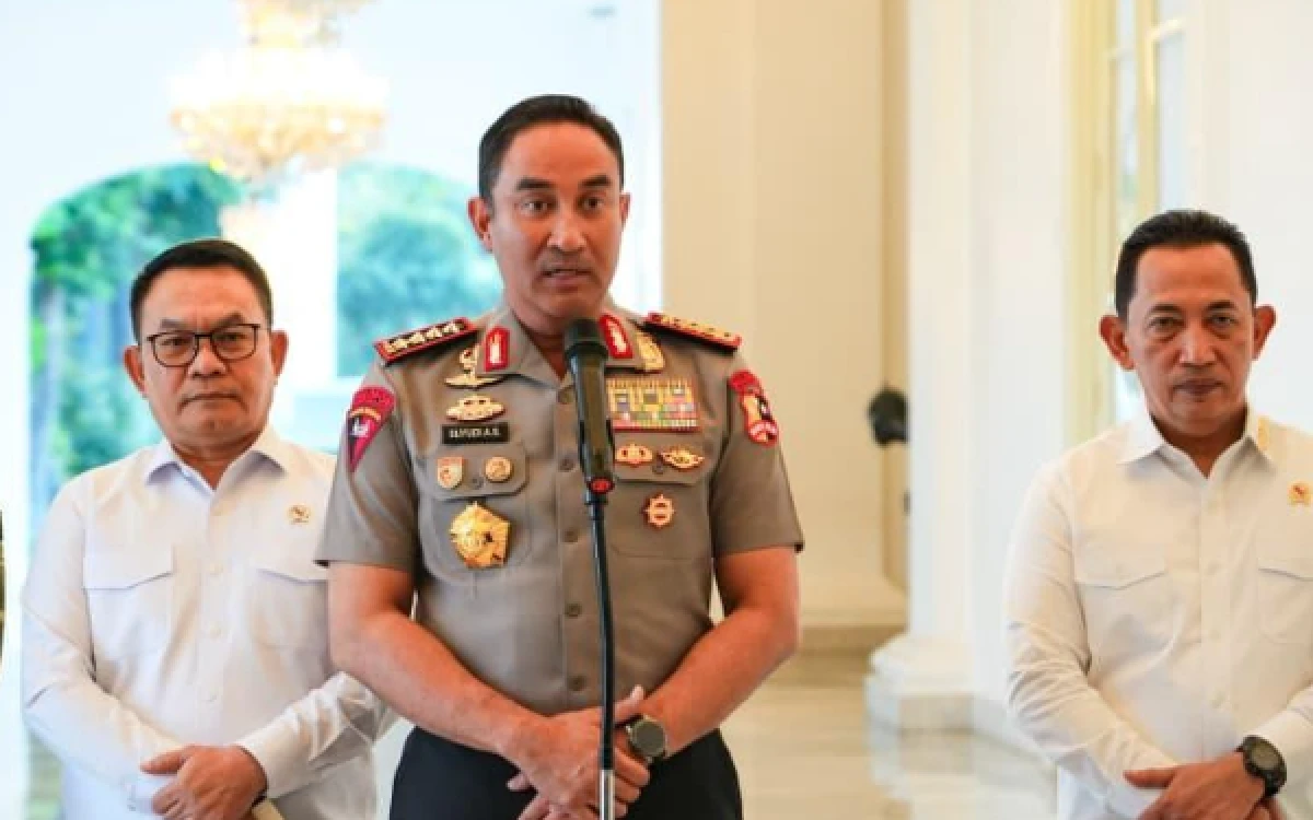 Thumbnail Berita - Kapolri Suyudi Tegaskan Komitmen Berantas Judol dan Love Scam