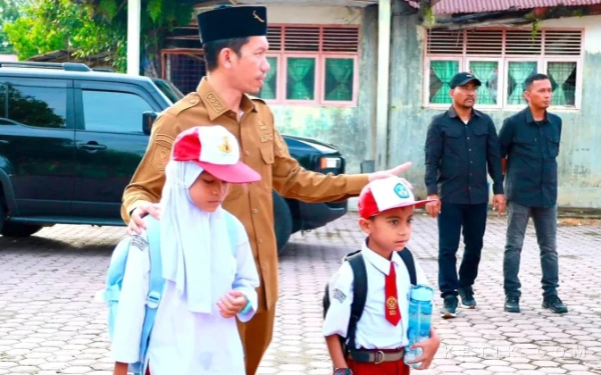Thumbnail Berita - Patut Ditiru! Pemkab Aceh Barat Gerakkan Program Satu Pejabat Satu Anak Yatim