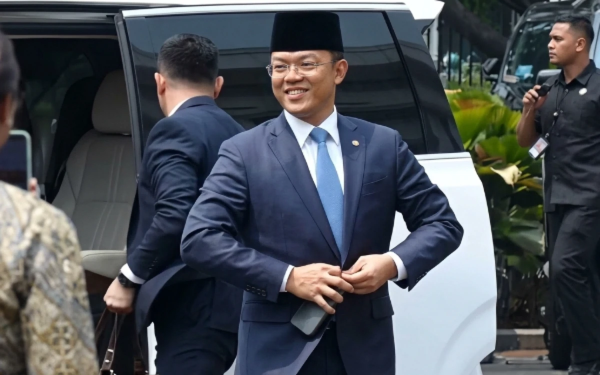Thumbnail Berita - Datangi Istana Jelang Reshuffle, Sugiono: Kita Tunggu