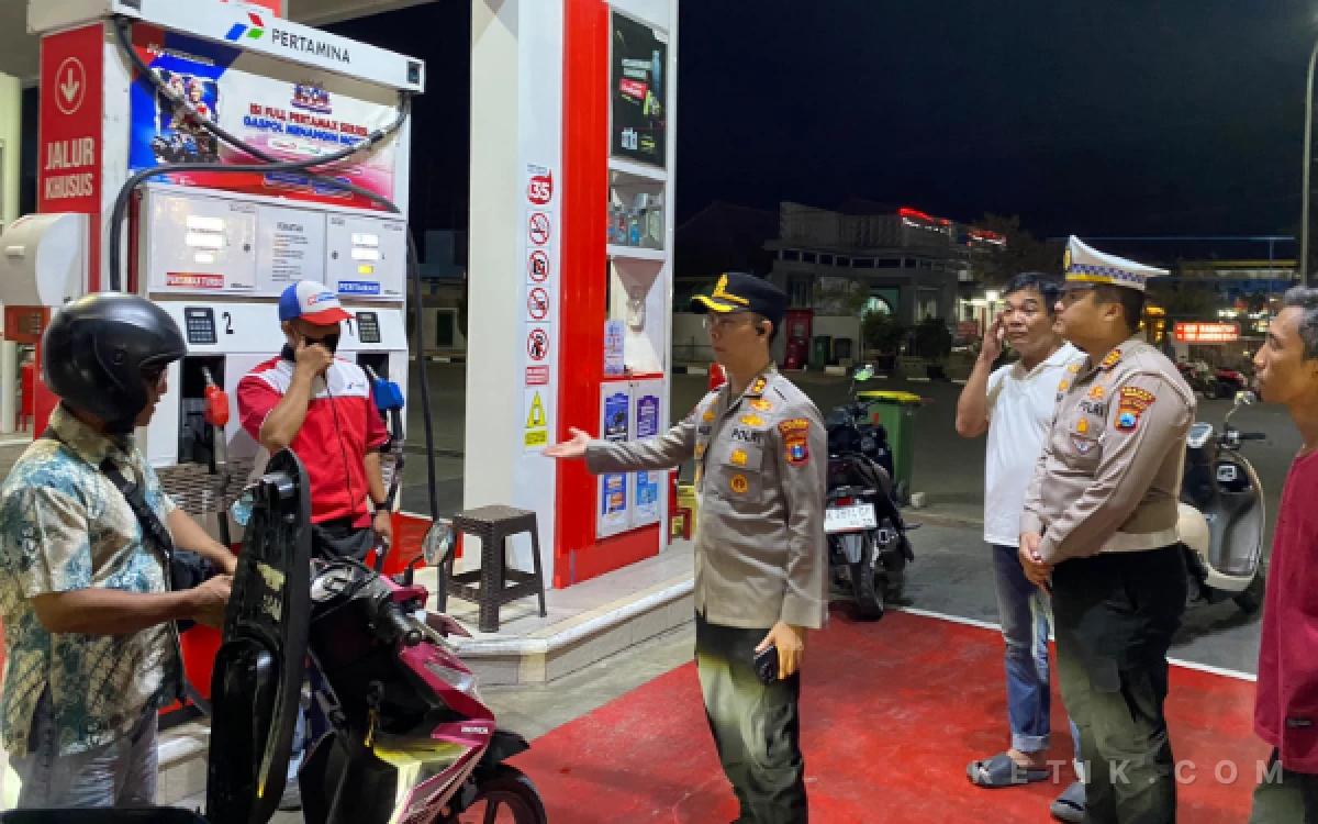 Thumbnail Berita - Kapolres Madiun Sidak Langsung Sejumlah SPBU, Pastikan Stok Aman dan Distribusi Lancar