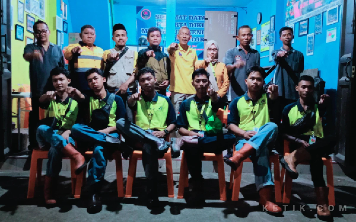 Thumbnail Berita - LPKS BMC Bina Bangsa Bersama Cilacap Berangkatkan Peserta Pelatihan ke Kalimantan Tengah