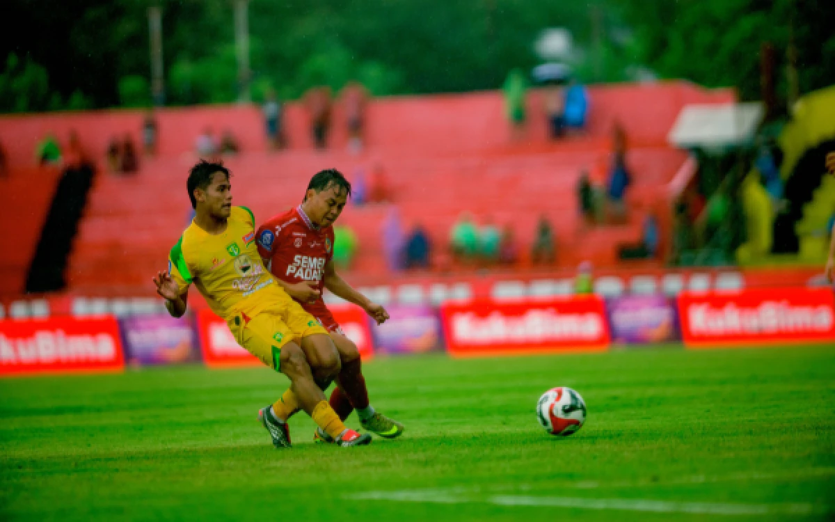 Thumbnail Berita - Euforia Selesai, Bernardo Tavares Siapkan Persebaya di Laga Penutup Liga Lawan Persik