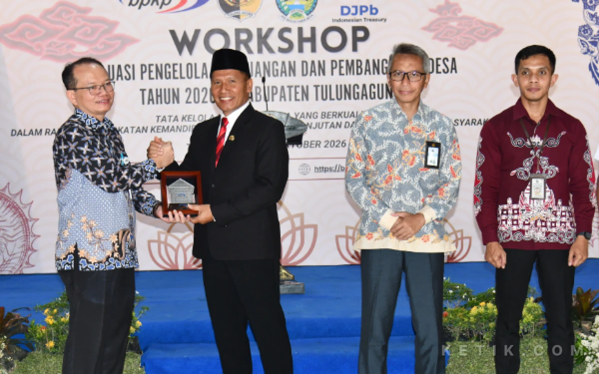 Thumbnail Berita - Bupati Tulungagung Ingatkan Kades, Setiap Rupiah Dana Desa Harus Dirasakan Warga