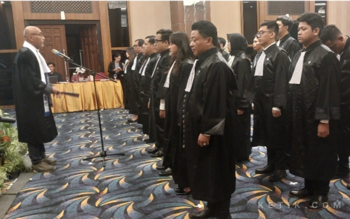 Thumbnail Berita - Lantik 22 Advokat Muda, DPC PERADI Bantul Teguhkan Integritas Profesi