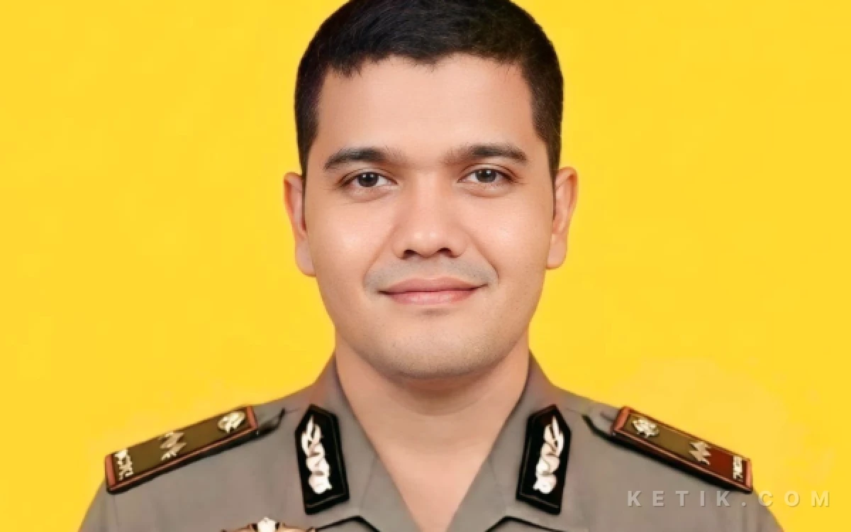 Thumbnail Berita - Mengenal Aipda Jonni Rahmad, Polisi di Aceh yang Bangun Empat Rumah untuk Fakir Miskin