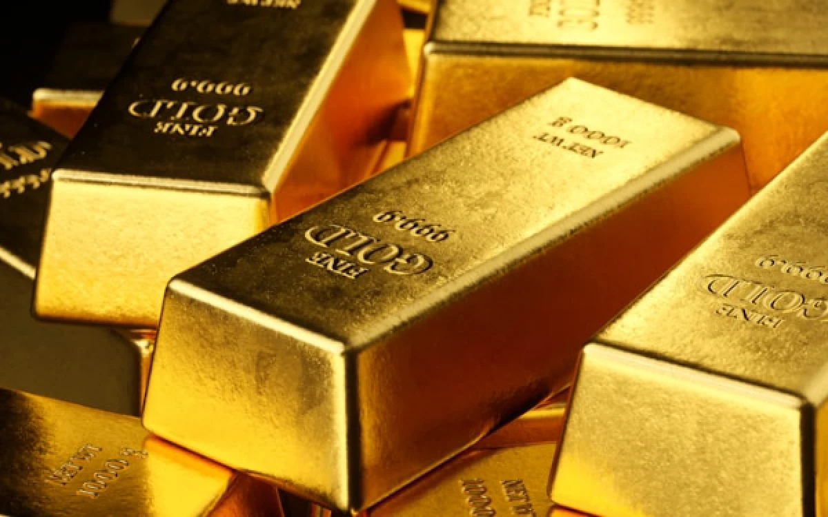 Thumbnail Berita - Harga Emas Kompak Turun, Simak Daftar Harga Galeri 24, Antam, dan UBS