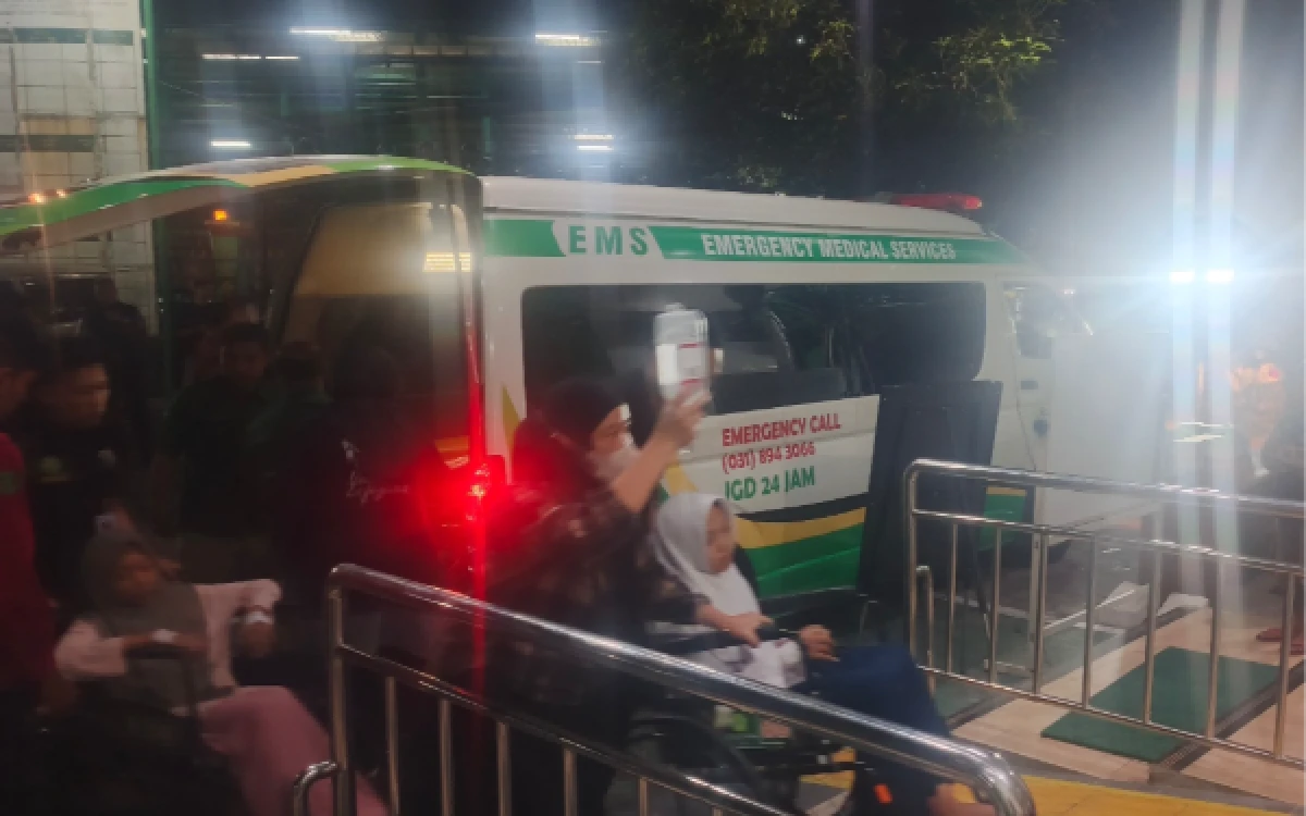 Thumbnail Berita - Ratusan Santri Sidoarjo Keracunan MBG, Begini Pernyataan Resmi Ponpes Mambaul Hikam