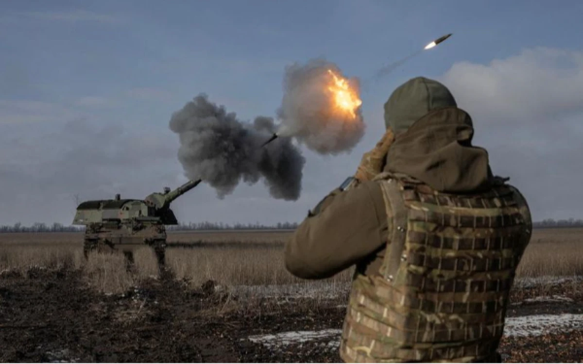 Thumbnail Berita - Drone Ukraina Hantam Nizhnekamsk Rusia: 12 Orang Tewas