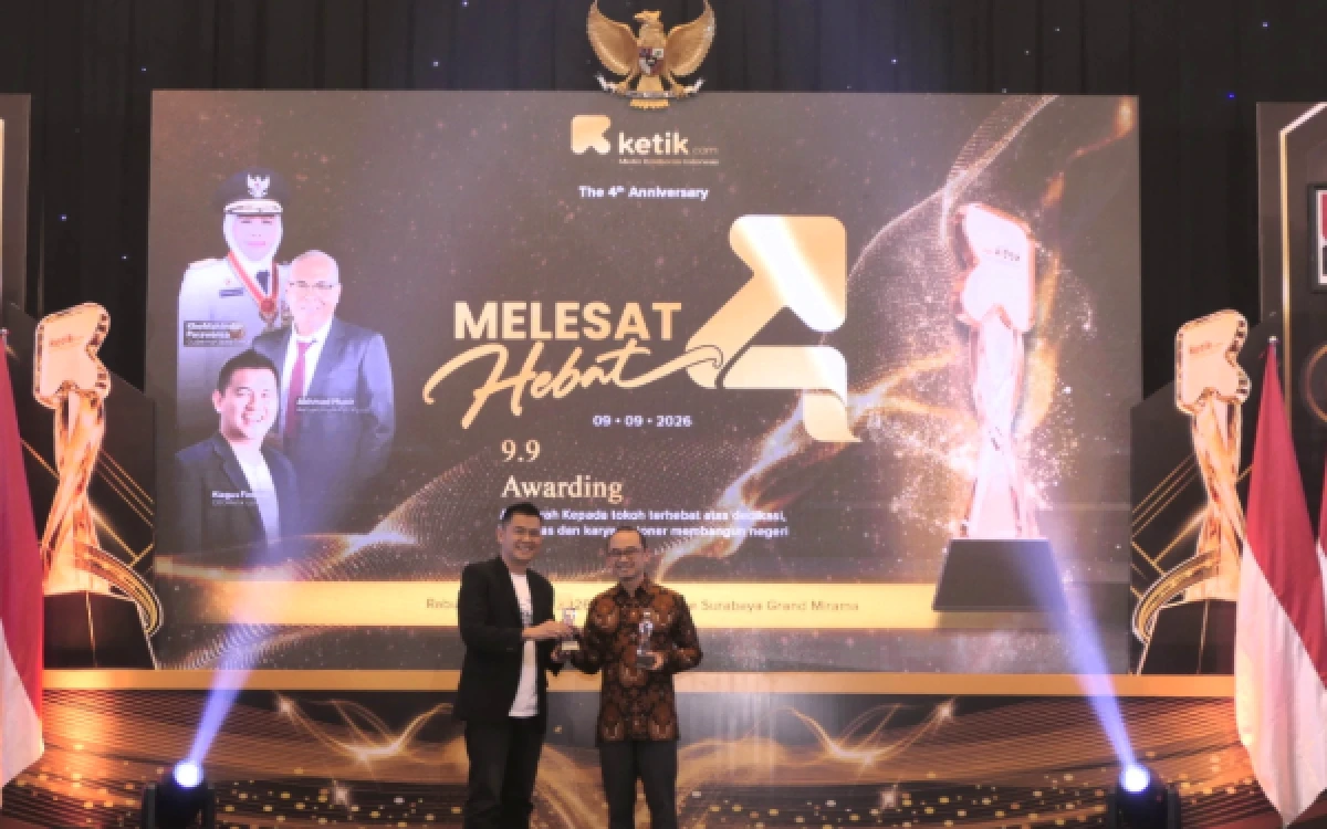 Thumbnail Berita - ‎Fantastis! Realisasi Rumah Subsidi Terbanyak di Jatim Antar DPP Apersi Raih 9.9 Ketik Award