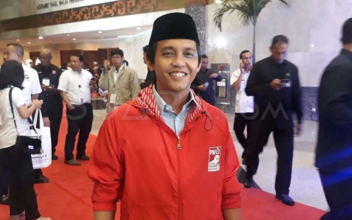 Thumbnail Berita - KPK Dalami Uang SGD 12 Ribu yang Diduga Terkait Pemberian Suhardiman kepada Menteri Kehutanan Raja Juli