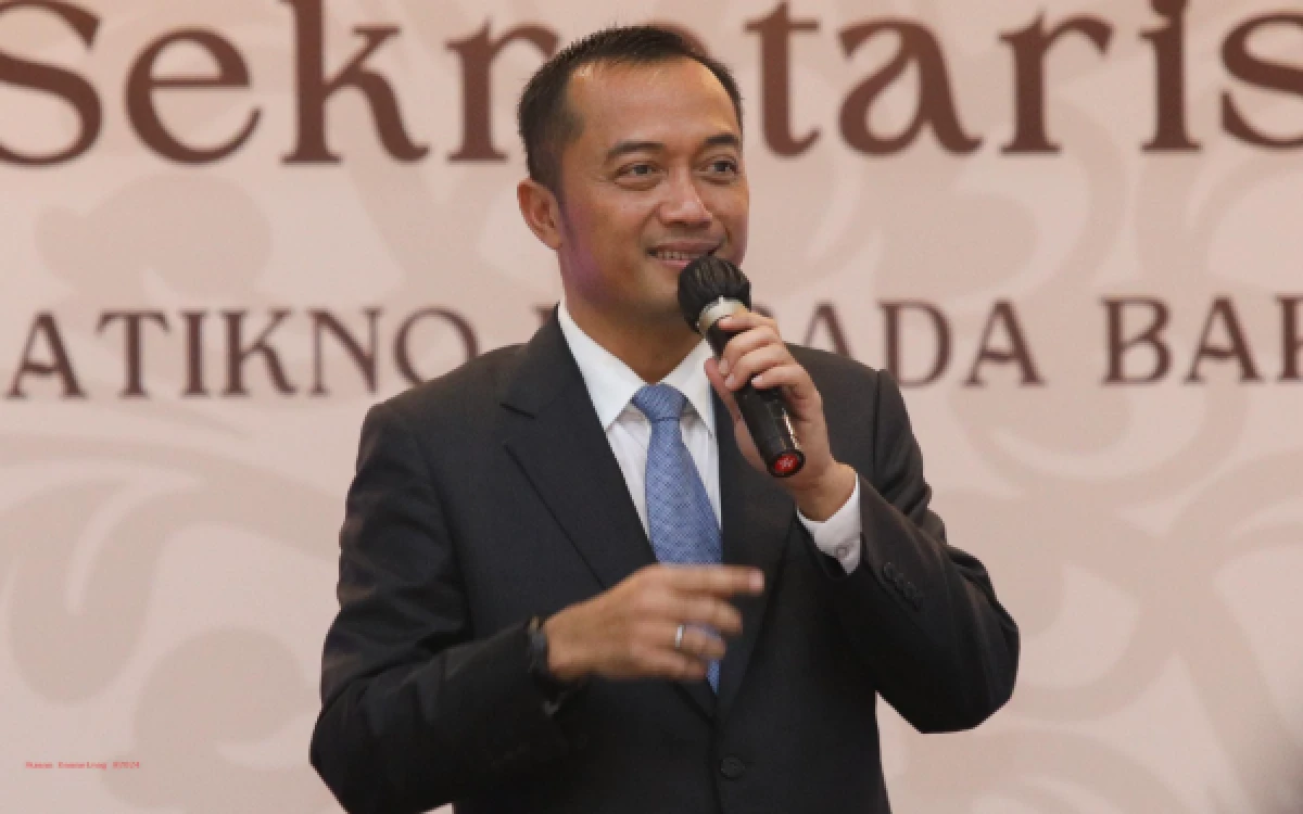 Thumbnail Berita - Tingkat Kepuasan Publik Terhadap Kinerja Presiden Prabowo Merosot, Istana Buka Suara