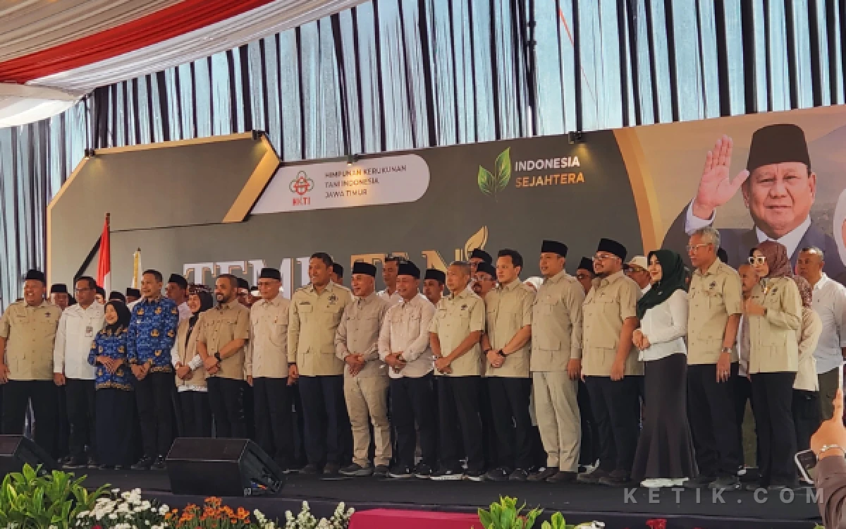 Thumbnail Berita - Harga Telur Sempat Anjlok Berbulan-bulan, Wamentan Sudaryono Siapkan Solusi Cegah Krisis Terulang